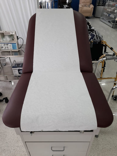 PAPEL CAMILLA TAM. 17 3/4" DE ANCHO x 200' DE LARGO